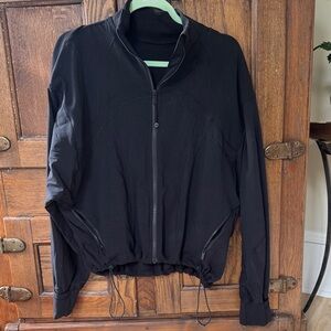 Lululemon License to Train Lightweight Jacket. Sz 6